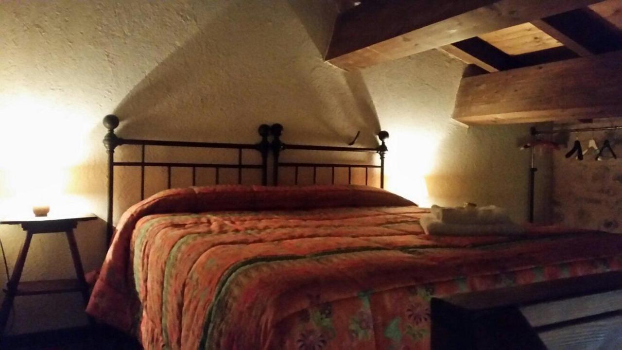 La Casa Su Le Dimore Del Borgo Santo Stefano Di Sessanio Exteriör bild