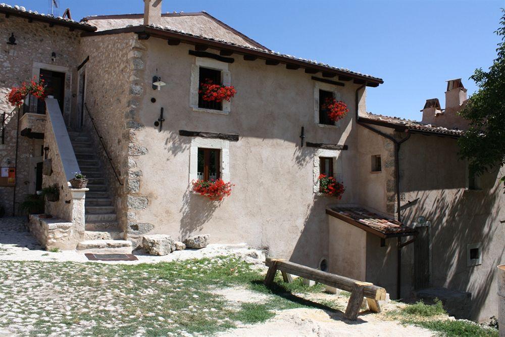 La Casa Su Le Dimore Del Borgo Santo Stefano Di Sessanio Exteriör bild